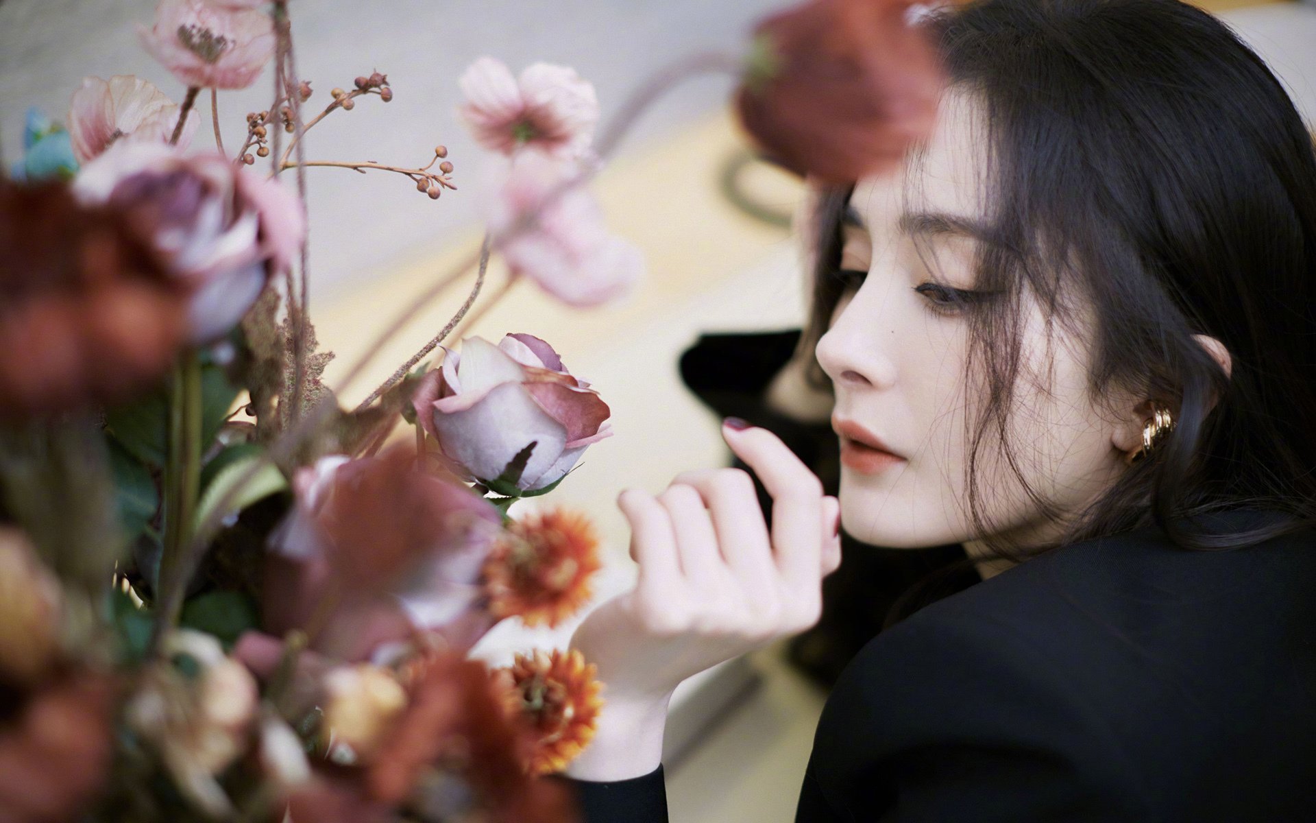 kaiyun中国官方网站-湖人主控状态持续低迷，球队战绩下滑，湖人队指导