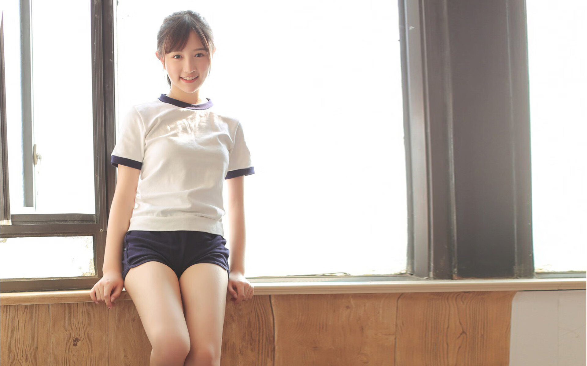 湖人压哨战胜雷霆，抢七大战中詹姆斯锁死对手，湖人如何应对詹姆斯伤停