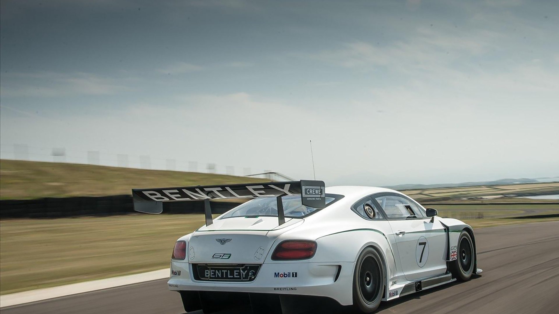 科特迪瓦女篮在非洲锦标赛中奋勇争夺荣誉，发挥日益强劲，科特迪瓦1_0南非